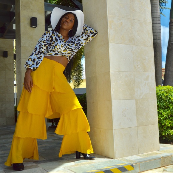 Zara Pants - Going on a break November 5!! Sale Sale Sale